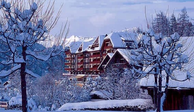 Luxurious serviced Flat in TOP 5 Star Park Hotel