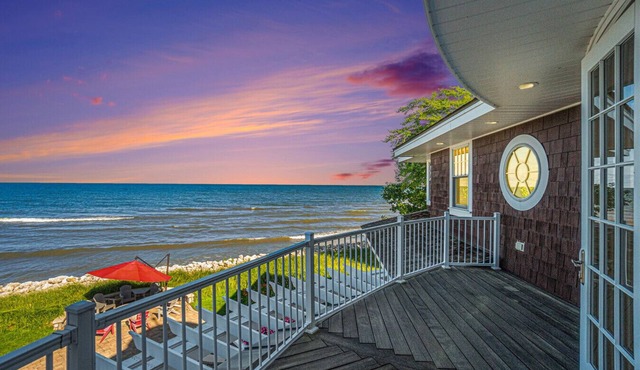 Luxurious Short-Term Rental in South Haven, Michigan – Lakeside Escape with Premium Amenities