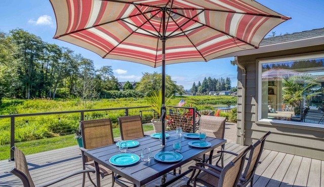 Luxurious single-story palace sited on a gorgeous arm of the Devil’s Lake