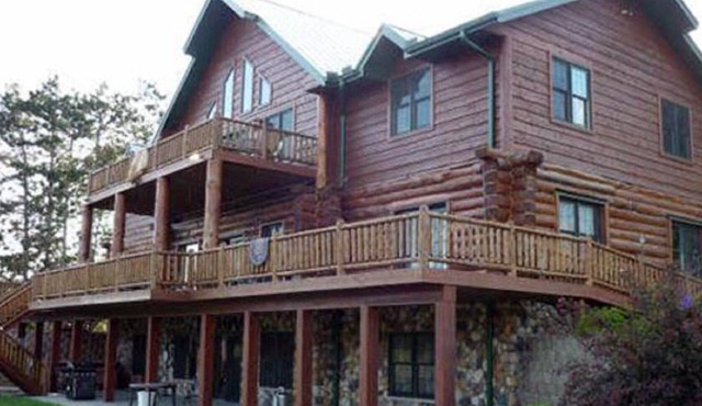 Luxurious & Spacious! A Great Place For Family, Friends, Reunions & Corporate!