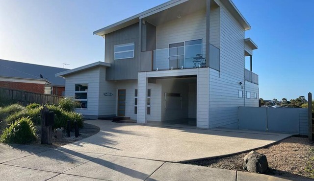 Luxurious, spacious beach house
