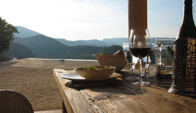 Luxurious supervilla with pool and fantastic views