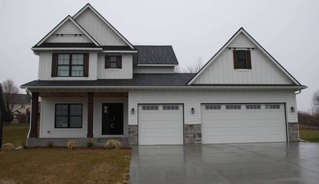 Luxurious Sweet Escape stunning custom Home!