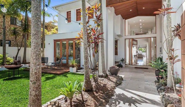 Luxurious, tropical Haven Mooloolaba