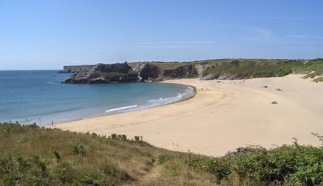 Luxurious & Unique Cottage Nestled in the Idyllic Pembrokeshire Coast National P