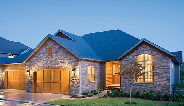 Luxurious units at The Cliffs at Long Creek!