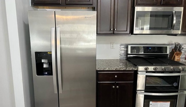 Luxurious vacation home @ Thornton Rd in Lithia Springs