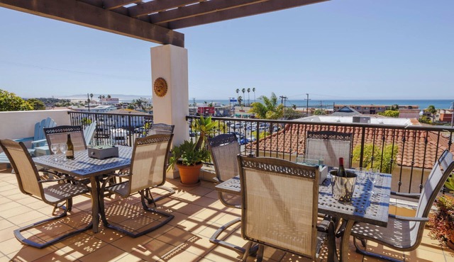 Luxurious Valentina Suites Penthouse in Pismo Beach