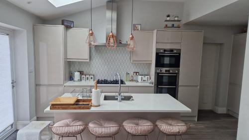 Luxurious Villa- A Taste of Paradise