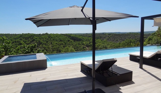 Luxurious VILLA SAINT CIRICE with EXCEPTIONAL SERVICES