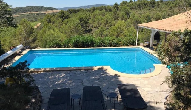 Luxurious villa.swimming pool.spa.cabin.in the heart of nature, absolute calm, magnificent view.