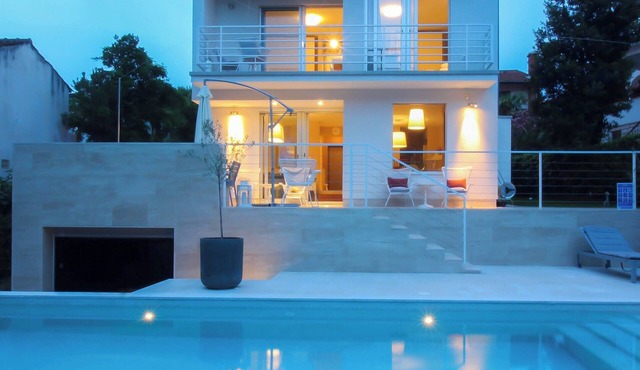 Luxurious villa with 5 bedrooms and WiFi, AC in charming Rovinj