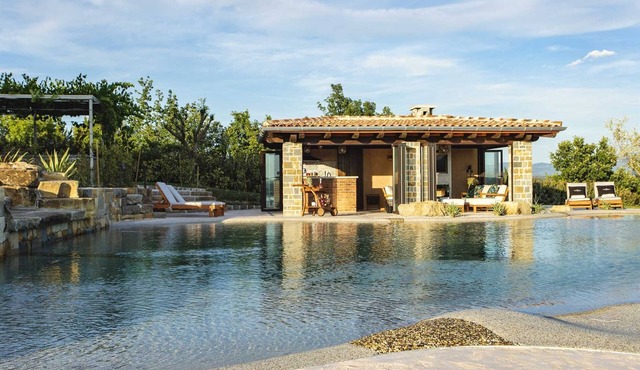 Luxurious Villa with a large Lagoon Pool with Waterfall and panoramic view for of up to 6 guests