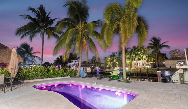 Luxurious Waterfront Ocean Access Heated PoolnWD Wifi 75Ft Dock Bring Your Boat