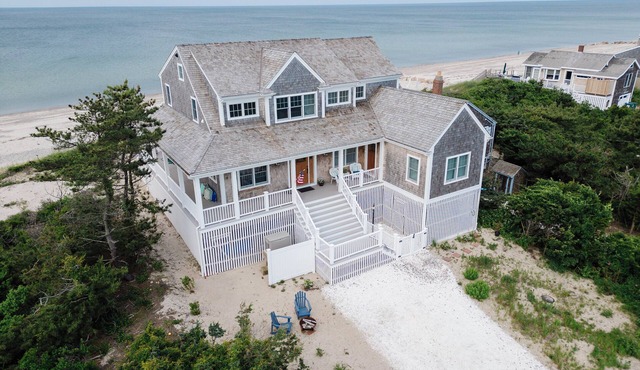 Luxurious Waterfront Beach House with Breathtaking Views and Private Beach