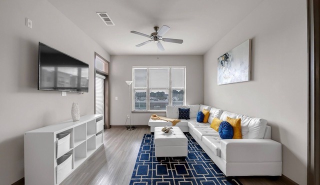 Luxurious West Midtown Condo by RedAwning