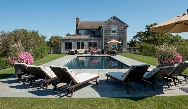 Luxurious with Pool and walking distance to beach in sought after Dionis.