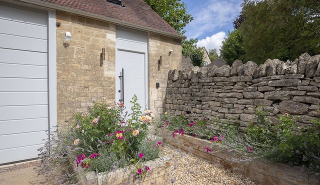 Luxury 1-Bed Annex on Rodborough Common