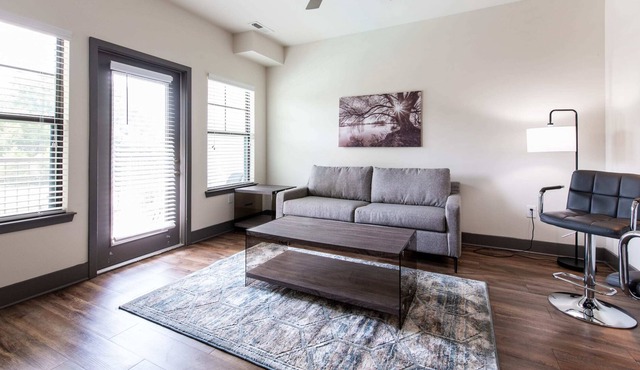 Luxury 1 Bedroom Apartment by Stay Gia