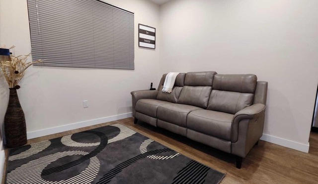 Luxury 1 Bedroom Basement Suite