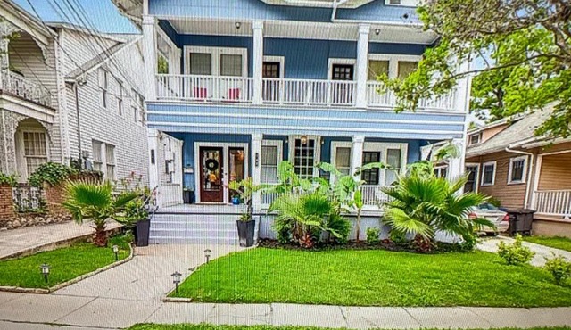 Luxury 1BD 1BA Close to Downtown