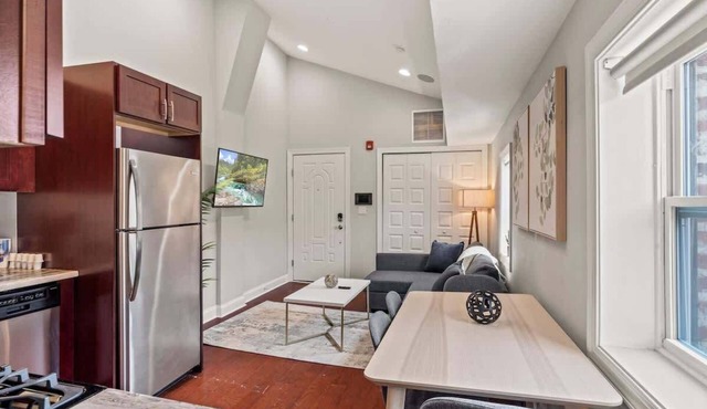 Luxury 1BD | 2 Beds | Queens Village