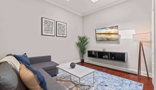 Luxury 1BD | 2 Beds | Queens Village