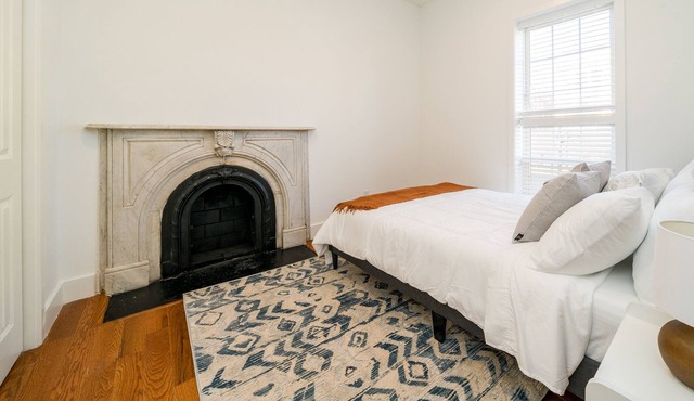 Luxury 1Bd in Cornhill+Waterfall+Downtown+Trail+Wi-fi