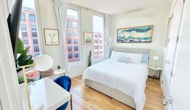 Luxury 1BDR - Private Terrace - Elevator - Gym - Lounge -Rooftop - Greenpoint
