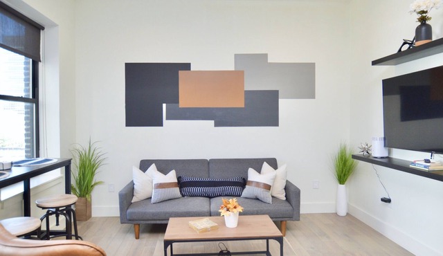 🔰Luxury 1BR Apt Kng Bed Rooftop DwnTwn Newark 5🌟