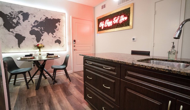 Luxury 1BR in the heart of The Domain - walk to dining, shopping, & nightlife.