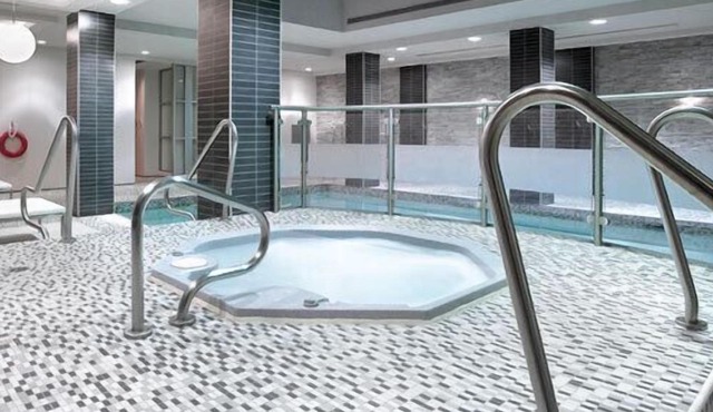 Luxury 2-Bed, 2-Bath Condo w/Pool & Parking by Sq1