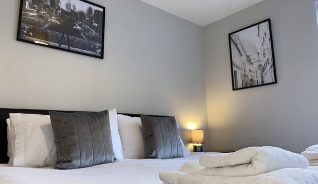 Luxury 2 Bed Apartment in Moseley Birmingham