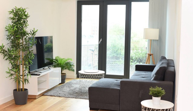 Luxury 2-Bed Apt - Heart of Bham Free Parking