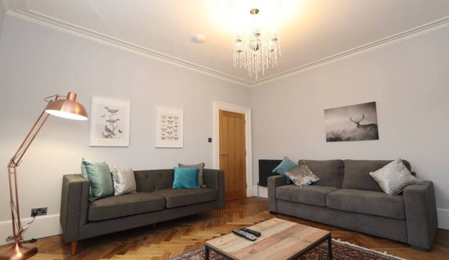 Luxury 2 bedroom 2 bathroom Duplex sleeping up to six