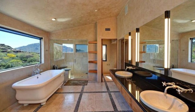 Luxury 2-bedroom house in fabulous Paradise Valley