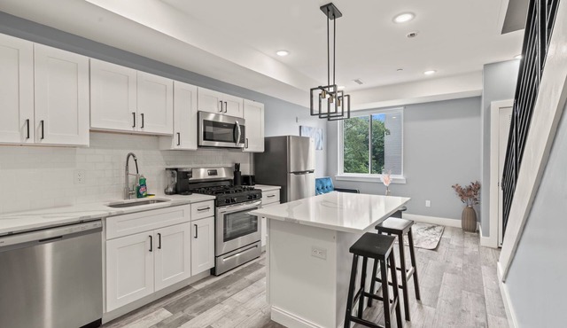 Luxury 2-bedroom 2bath home in Philadelphia