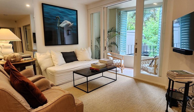 Luxury 2 Bedroom Apartment With Elegant Interiors + Parking