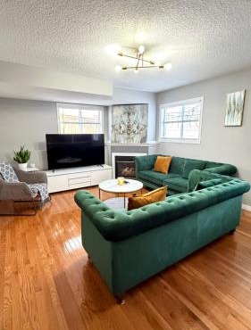 Luxury 2 bedroom furnished Basement in NW Calgary