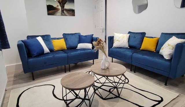 Luxury 2 Bedroom house - Dagenham