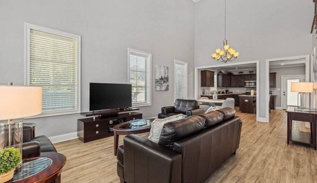 Luxury 2 bedroom townhouse #4