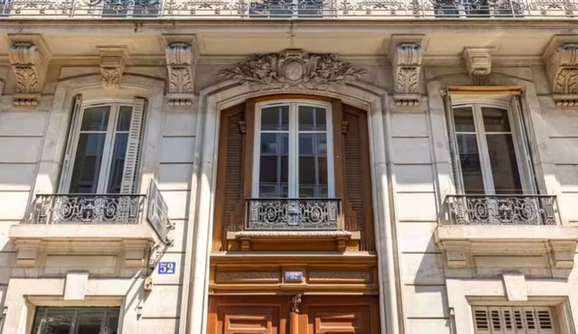 Luxury 200m2 3Bedroom Apartment & Balcony near Champs-Élysées & Arc de Triomphe