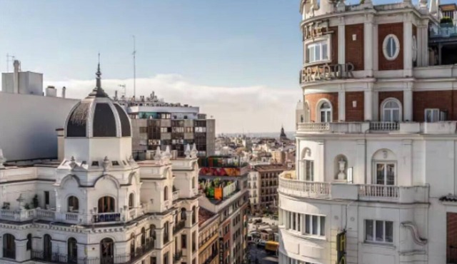 Luxury 250m² Gran Vía Penthouse with 2 Private Terraces & 360° Views