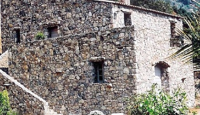 LUXURY 270M² HOUSE OF CHARACTER IN OLD STONES WITH HEATED POOL, NEAR CALVI