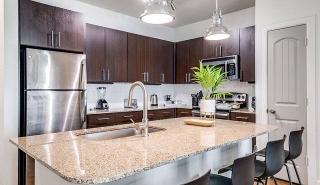 Luxury 2B Near Toyota HQ, The Star, Legacy West