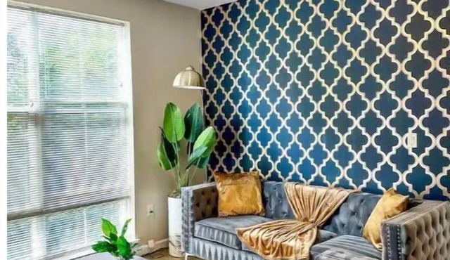 Luxury 2Bd 2Bth, King Beds, Fast Wi-Fi, Pool, Gym