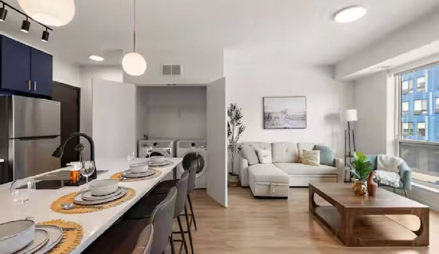Luxury 2Bd Condo DT Minneapolis, Minutes From Convention Center & US Bank Arena