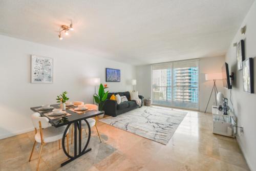 Luxury 2BD Condo | Sauna, Pool & Resort Access