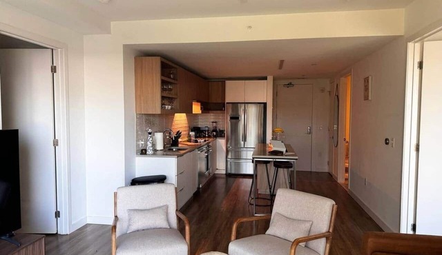 Luxury 2BR/2BA Seaport | Near Convention Center
