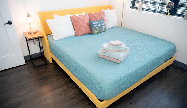 ⭐️Luxury 2BR LOFT W/King BD near NYC & 🇺🇸Dream Mall🛍